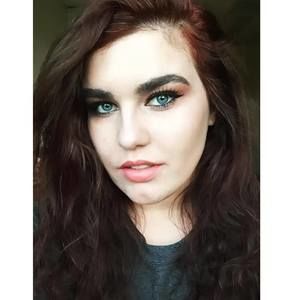 Meet your Posher, Juliana