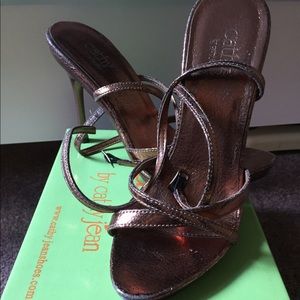 Bronze heels