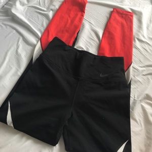 Nike leggings
