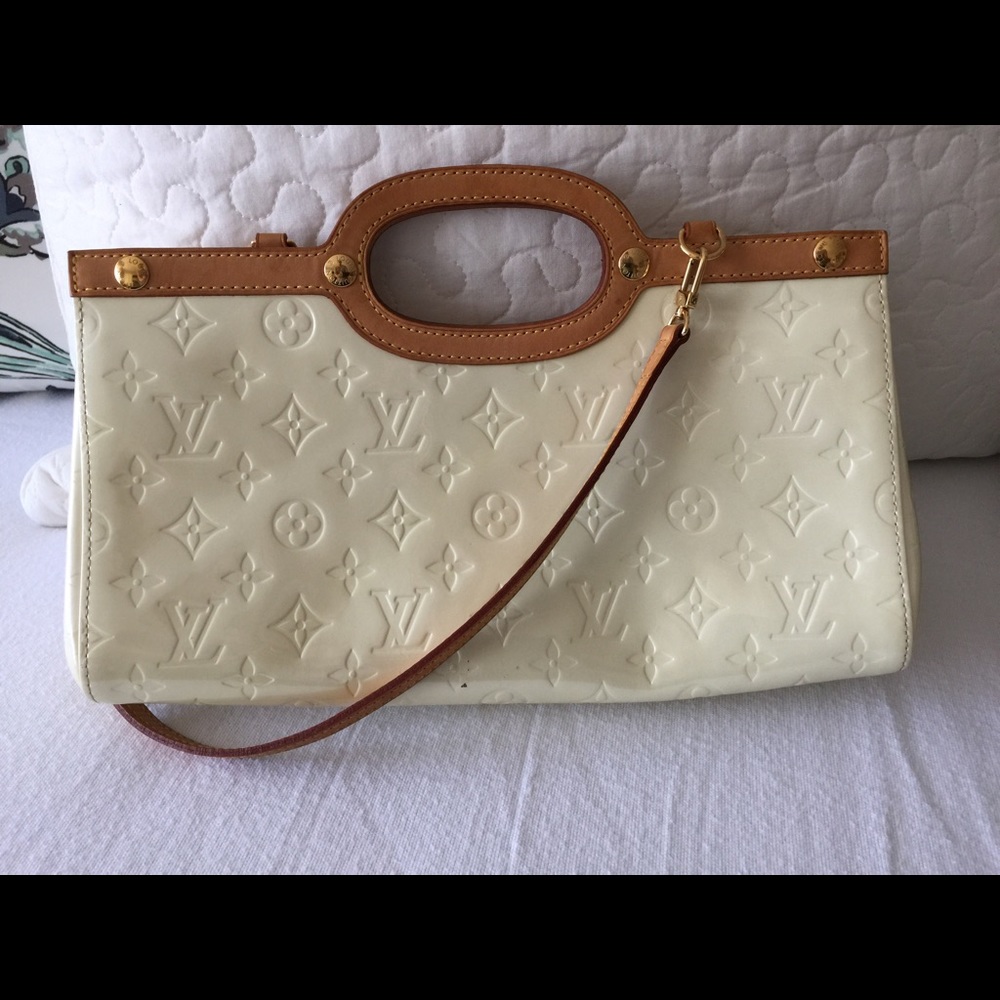 Louis Vuitton Vernis Roxbury Drive  Handbag