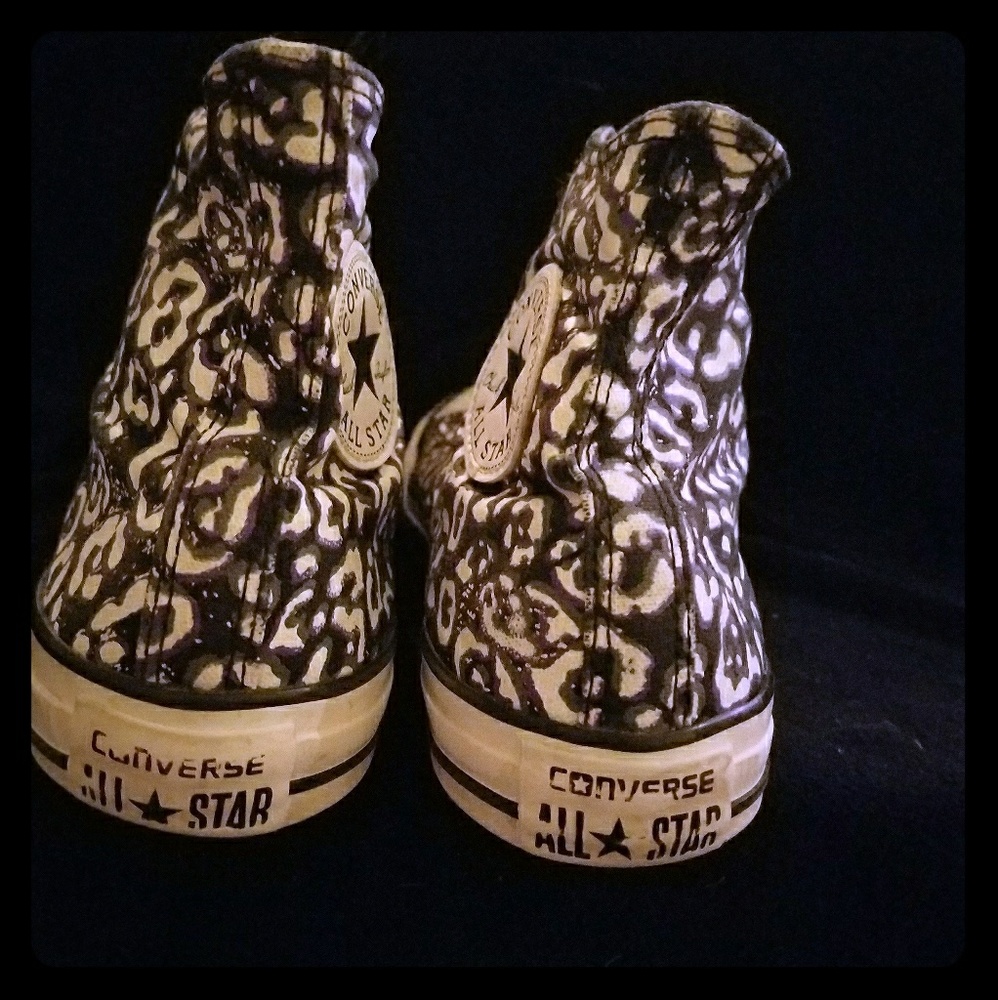 Shoes - Picture 3 of 4