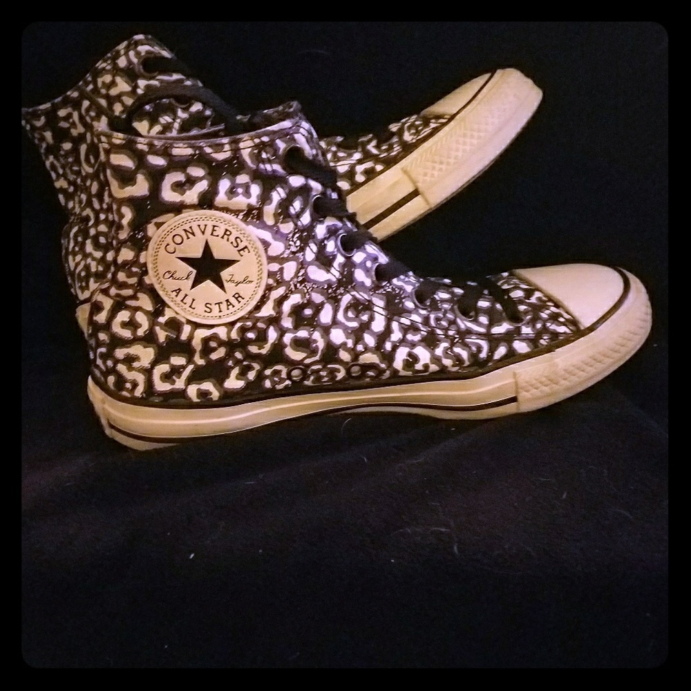Shoes - Picture 4 of 4