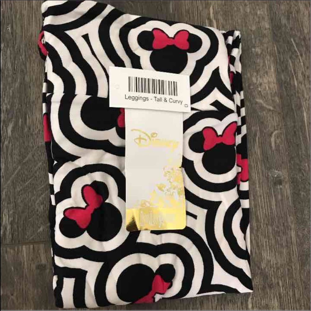 Lularoe Disney Unicorn Black and White Minnie's