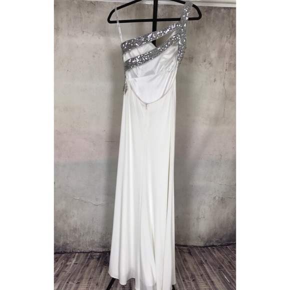 Riva designs white prom dress - Picture 2 of 3