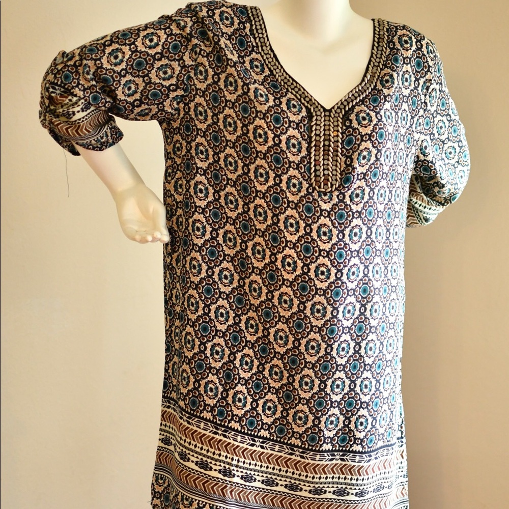 NWOT Printed shirt perfect for summer