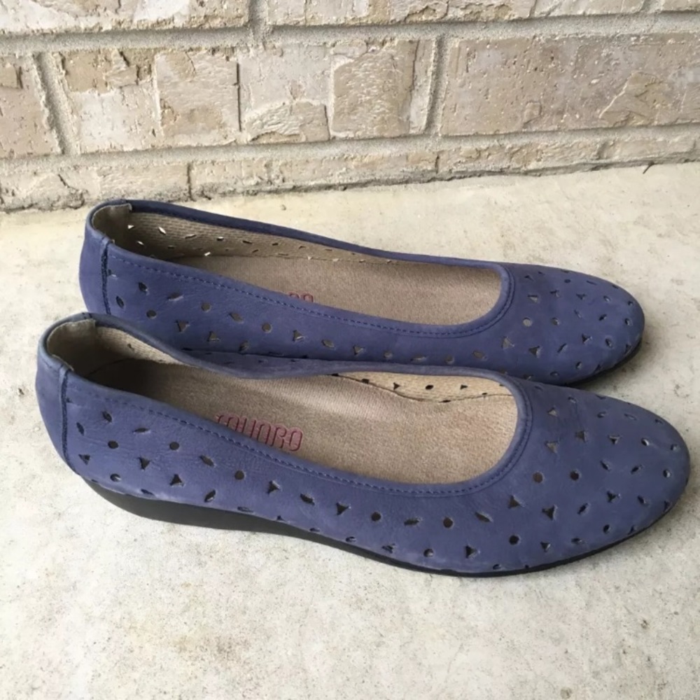NWOT Munro Laser Cut Flats Shoes Comfort Size 7