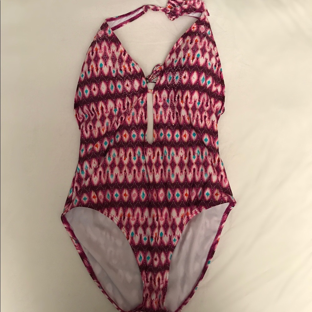 KENNETH COLE BATHING SUIT 👙✨