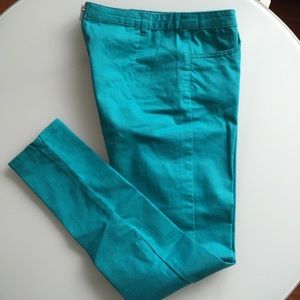 Divided turquoise skinny pants