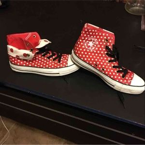 Poka dot converse
