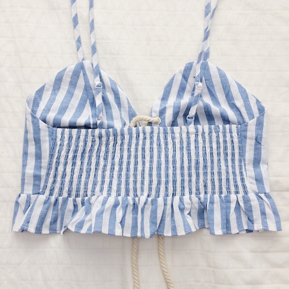Striped Two Piece Set Crop Top Shorts - Picture 3 of 4