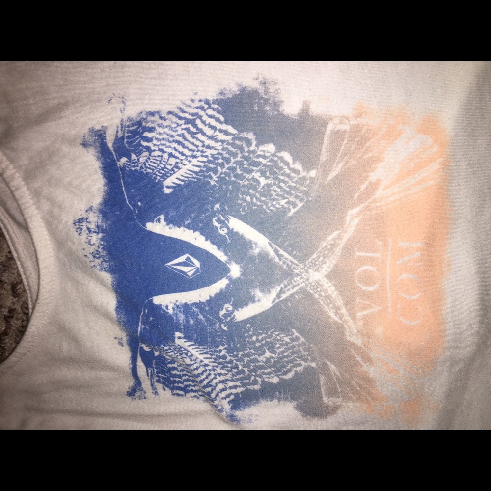 White volcom crop top - Picture 3 of 3