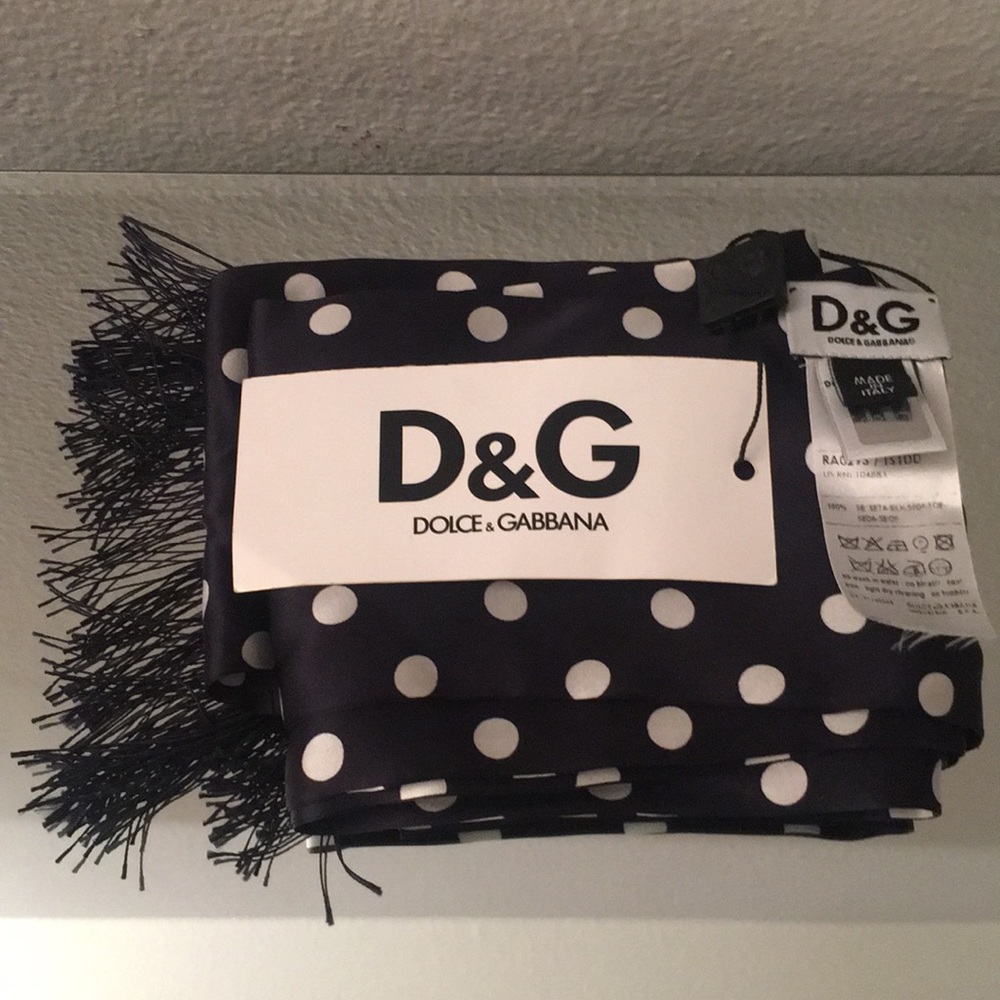 ❌traded❌Dolce & Gobbana scarf