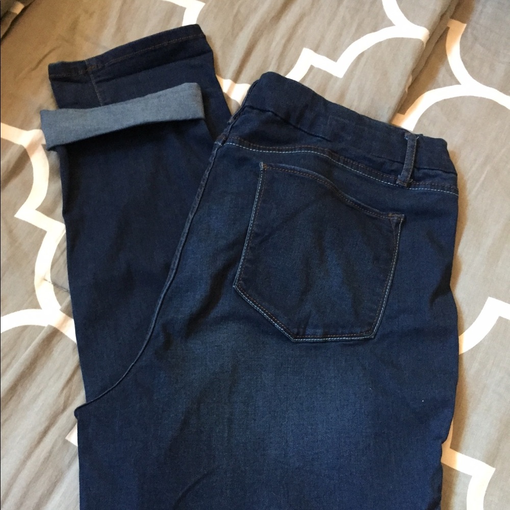 Faded glory dark wash skinny jeans. Size 18