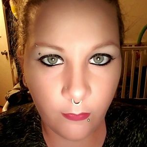 Meet your Posher, Krystal
