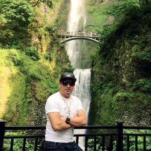 Meet your Posher, Marcos