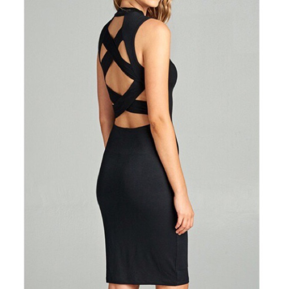 CUTOUT BACK MOCK NECK DRESS- BLACK