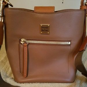 Dooney and Bourke small Roxy