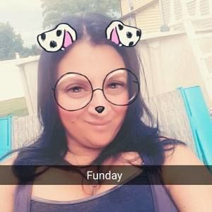 Meet your Posher, Beatriz