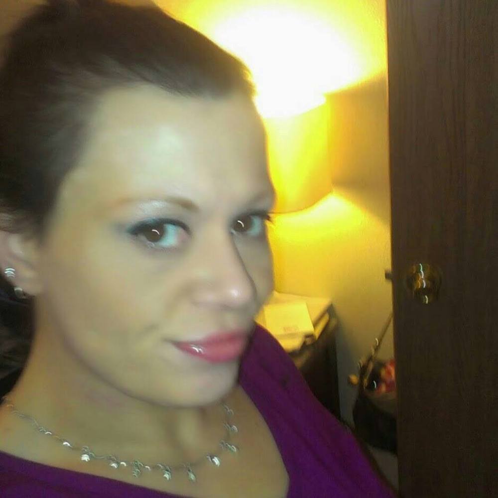 Meet your Posher, Adrienne