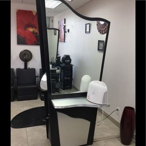 Double sided Salon Stations