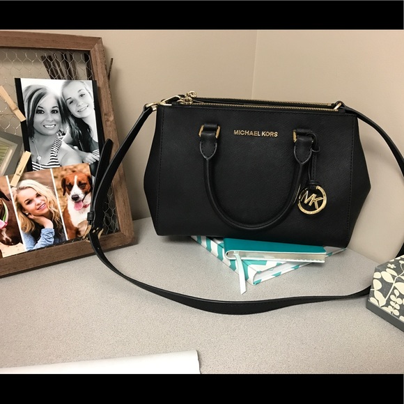 Michael Kors Handbags - Michael Kors Sutton Satchel