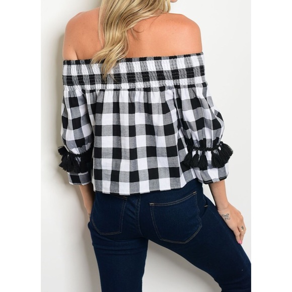 Alexis Cold Shoulder Top - Picture 2 of 3