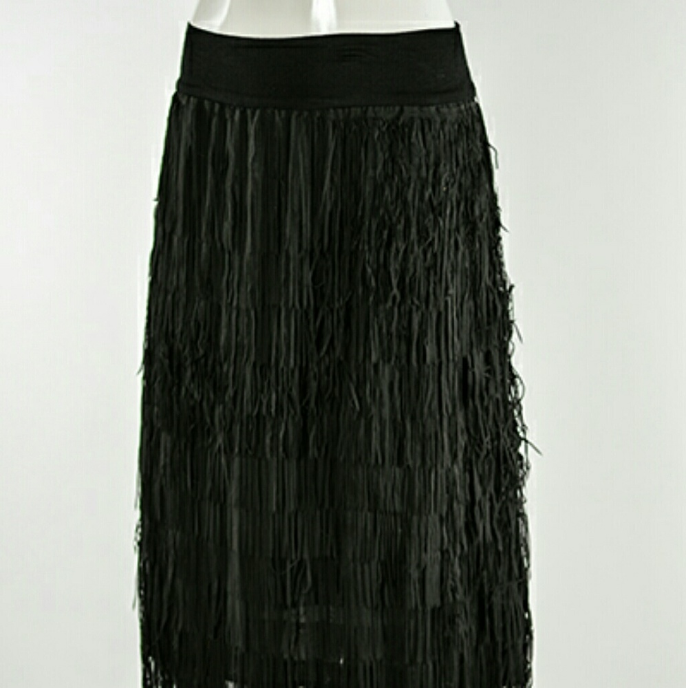 Ruffled fringe knee length skirt