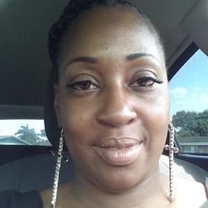 Meet your Posher, Regina