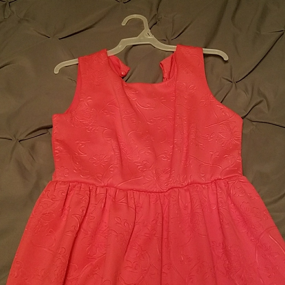 Girls dress
