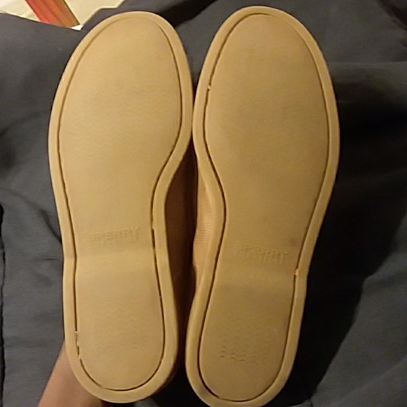 Selling 8.5 Sperry top sider - Picture 2 of 4