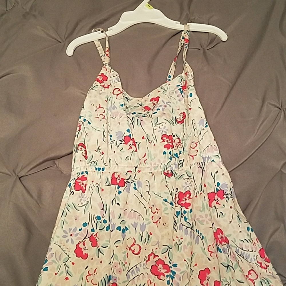 Girls dress