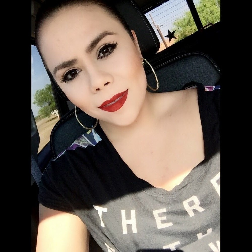 Meet your Posher, Erika