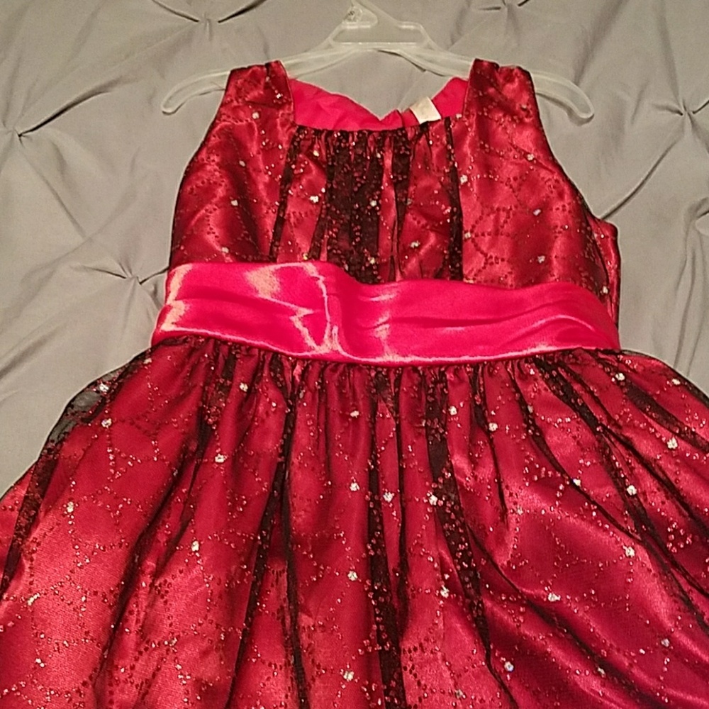 Girls dress