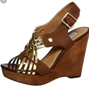 Steve Madden turnpyke size 6 cognac