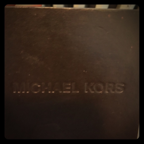 Micheal Kors watch - Picture 4 of 4