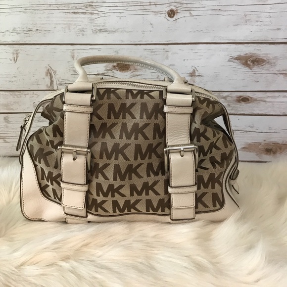 Michael Kors Handbags - Michael Kors Purse