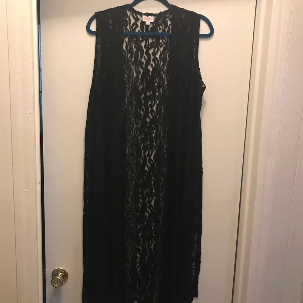 EUC Lularoe Medium BLACK LACE Joy!