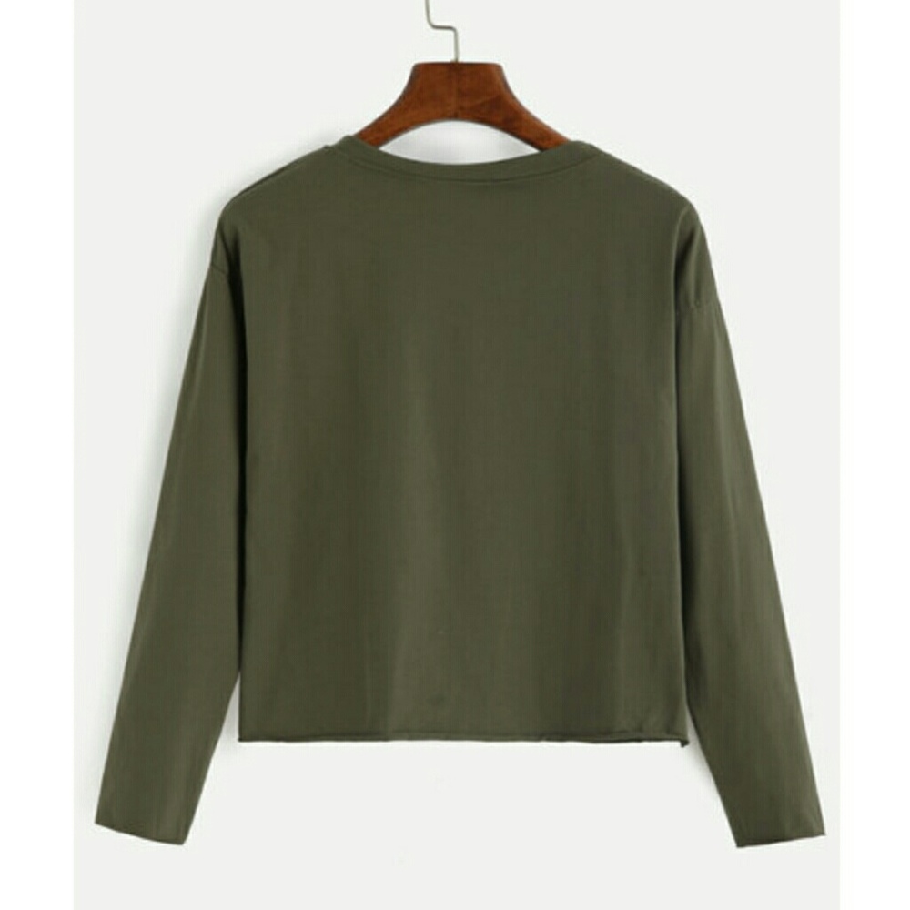 🚨LAST ONE🚨 🌿RIPPED PRINT TOP🌿 - Picture 2 of 6