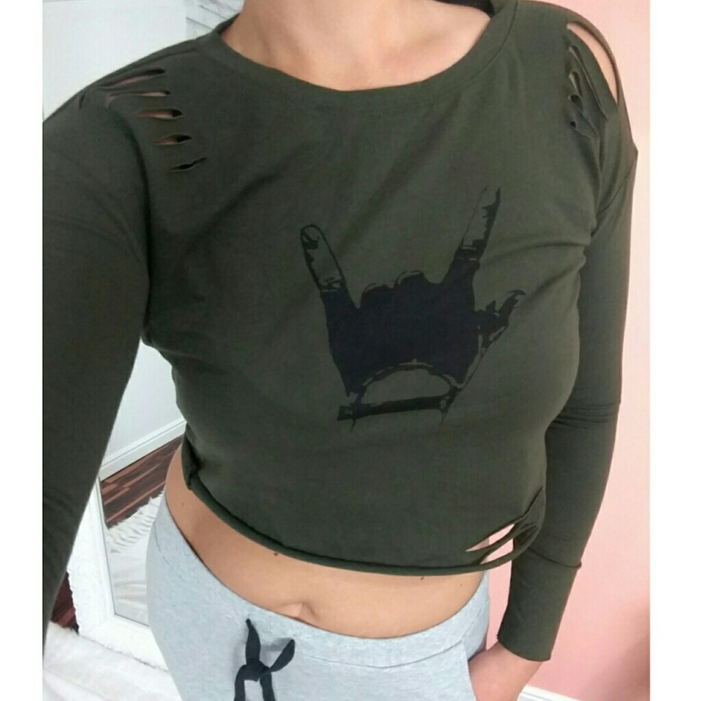 🚨LAST ONE🚨 🌿RIPPED PRINT TOP🌿 - Picture 4 of 6