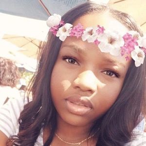 Meet your Posher, Chadia