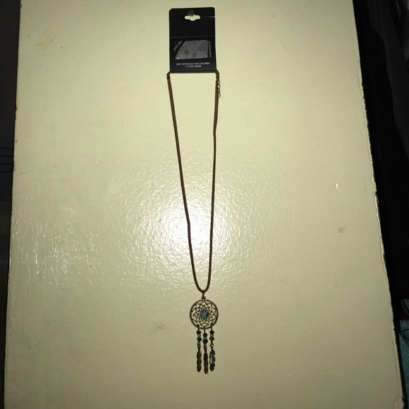 Necklace - Picture 3 of 3