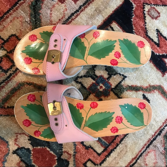painted dr scholls sandals