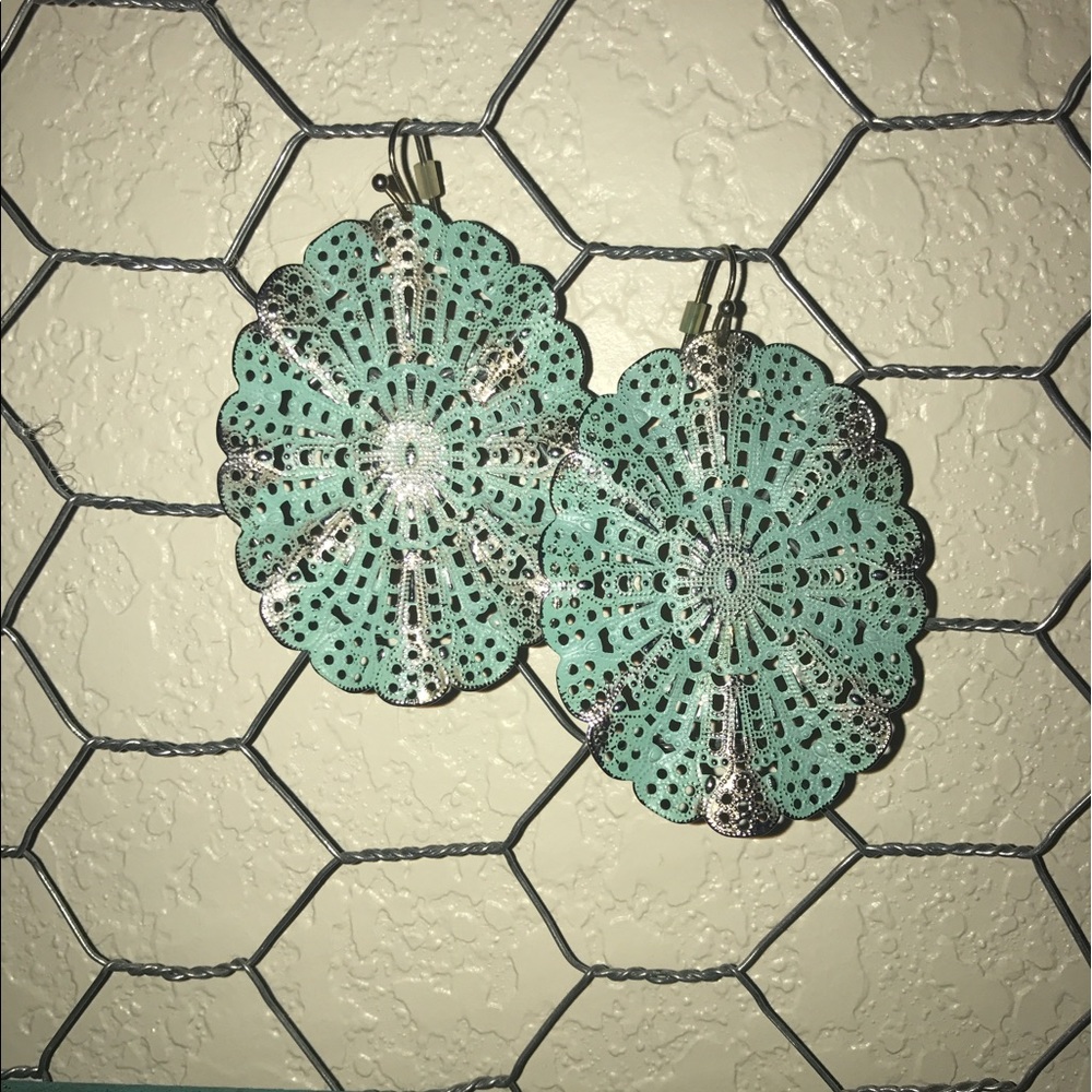 Southern Jewlz earrings