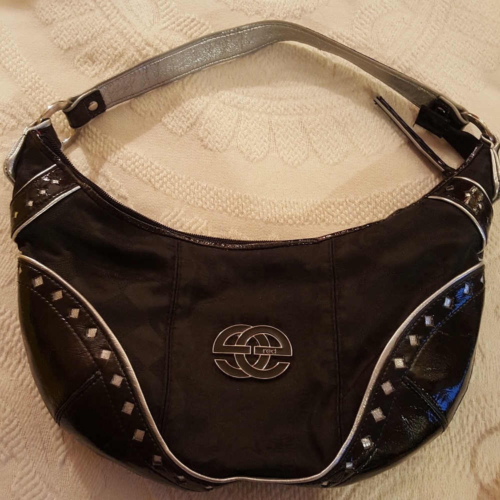 Small black Ecko pocket book