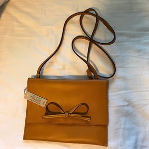 NWT gap crossbody