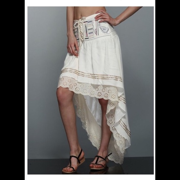 SOLD*** 😍 HIGH-LOW SKIRT! - Picture 1 of 5