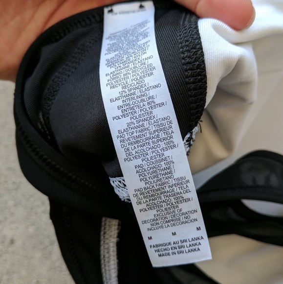 SOLD. Nike Pro Classic Cooling Sports Bra - Padded - Picture 6 of 7