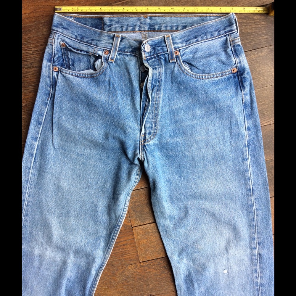 True vintage Levi 501 jeans - Picture 2 of 4