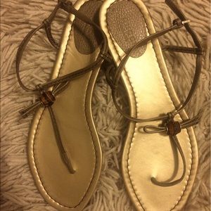 Silver Gucci t straps with bamboo bead