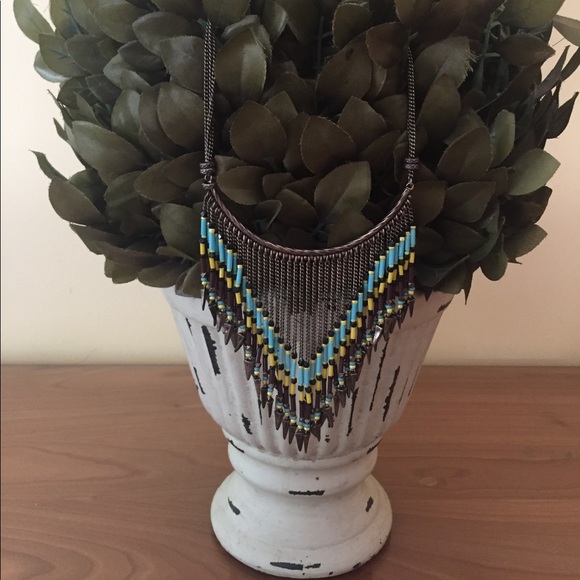 Statement Necklace - Picture 2 of 6